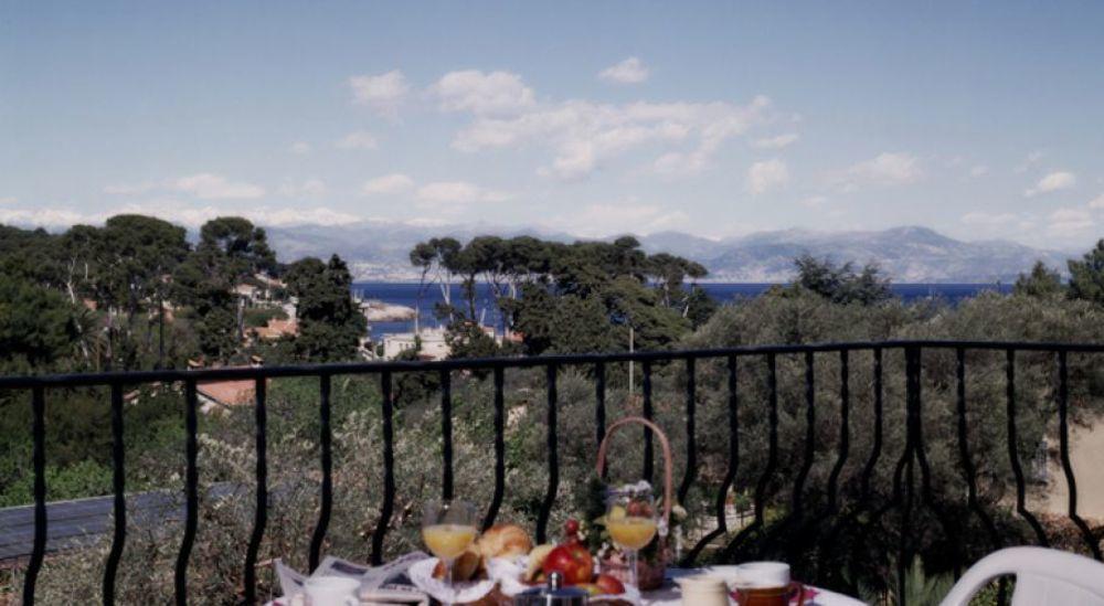 Castel Garoupe Hotell Antibes Exteriör bild